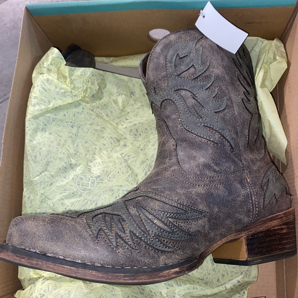 Roper Cowgirl Boots